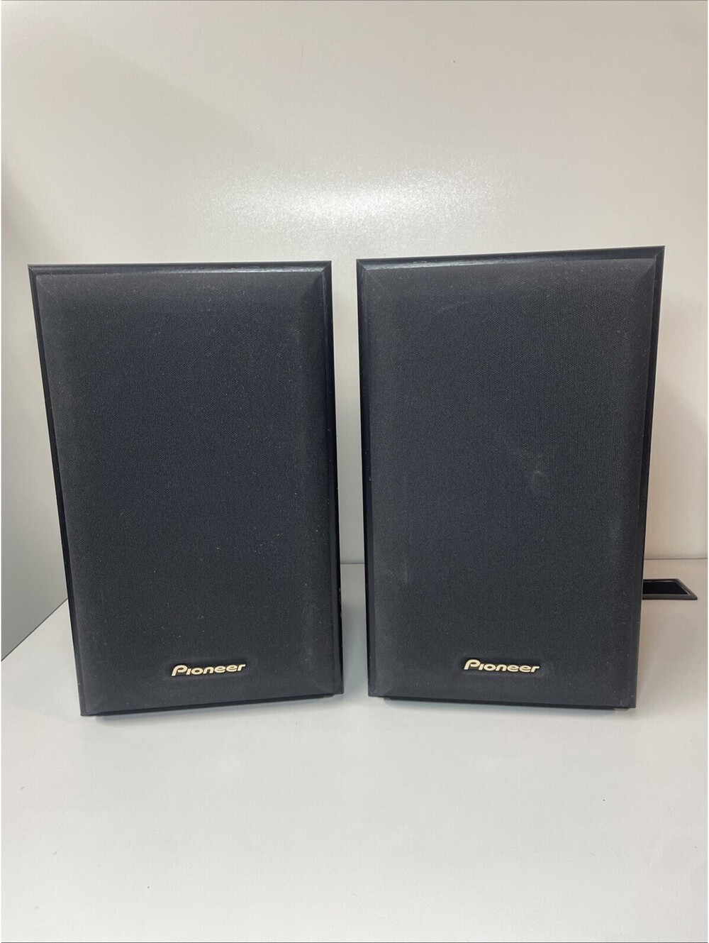 Pair of Pioneer (S-H151B-K) 2-Way Bookshelf Speakers Black 100W